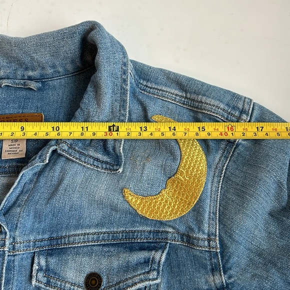 Guess cropped raw hem 3/4 sleeve hippie patches star cactus peace jean jacket - Picture 13 of 16
